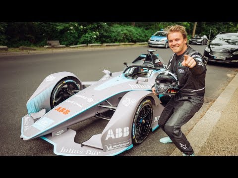 EXTREME RACECAR DONUTS ON THE STREETS OF BERLIN | NICO ROSBERG | eVLOG