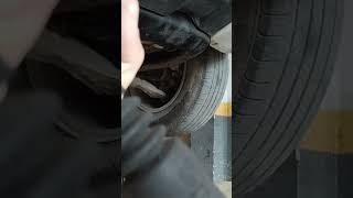 Barulho no motor da Land rover. Tensor da correia do alternador ruim. @autoamador #freelander2