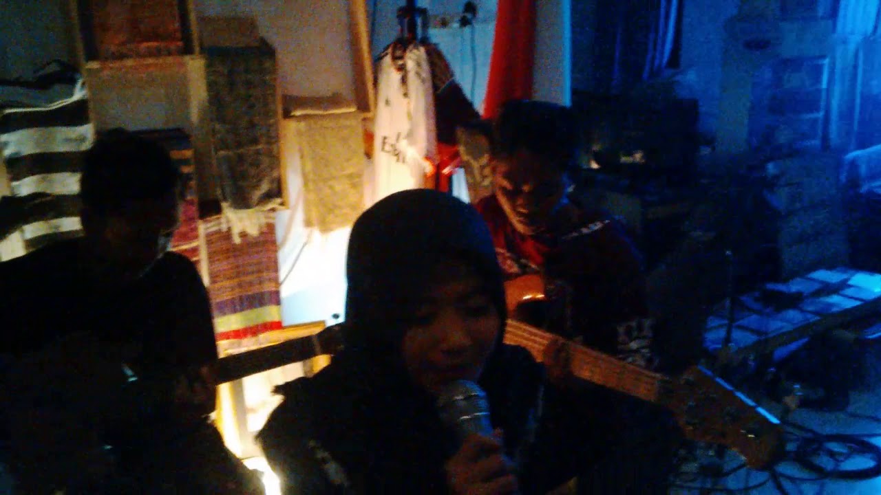 Live Perform LYT Band   Laguku Untukmu @wantedcafe, Sekartedja 1
