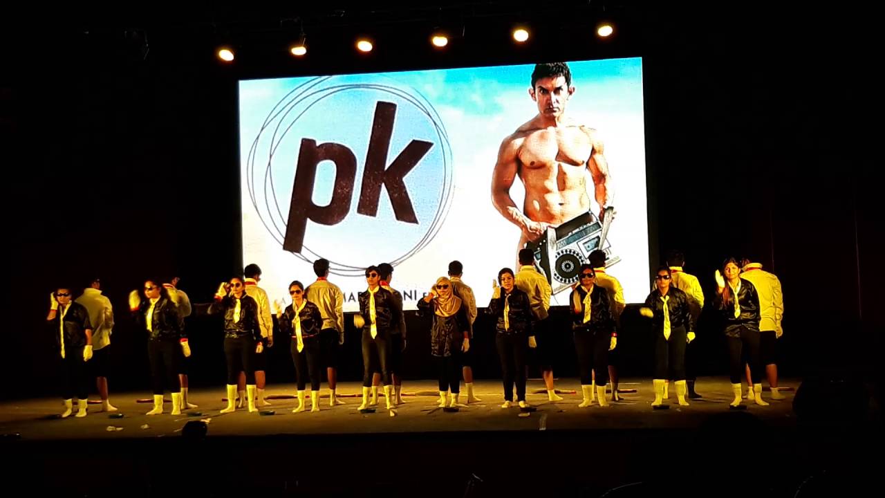 Gustakhi Maaf"ZARA HATKE" 2013 Batch Jnmc meraki'16