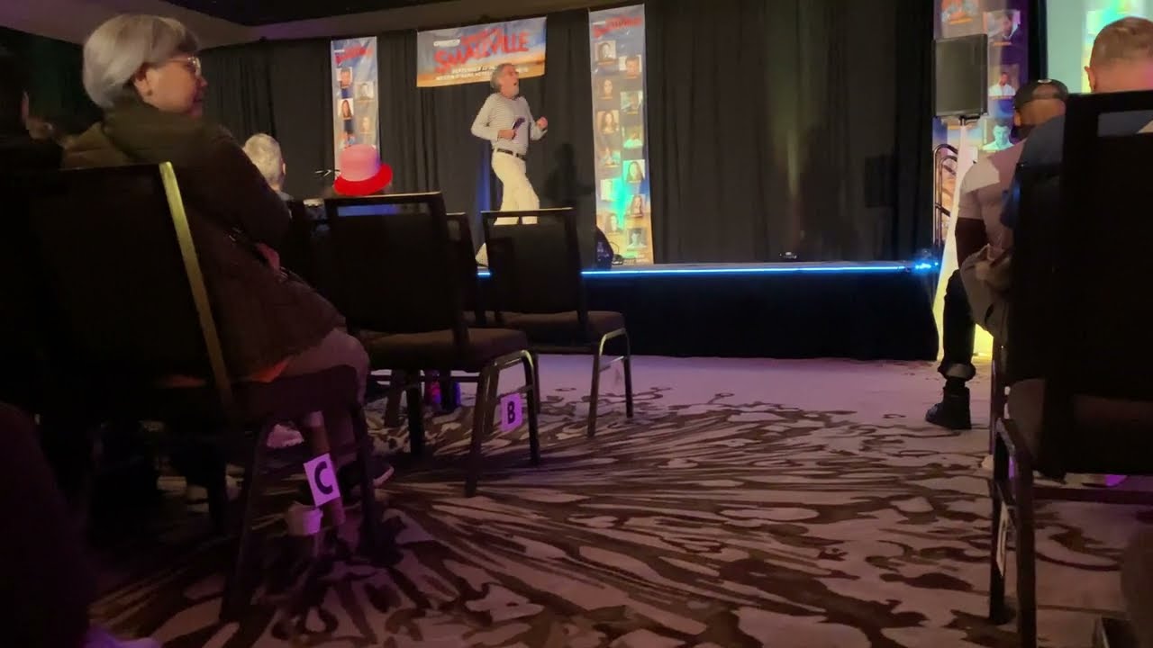 HILARIOUS John Glover Monologue Salute to Smallville 2025 Chicago