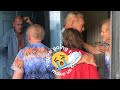 Sisters Surprise Brother After 30 Years Apart