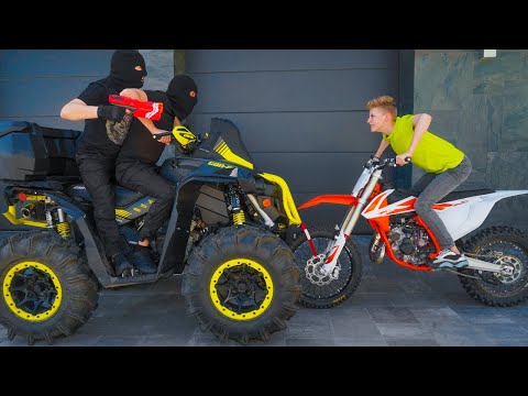 NERF motorcycle VS quadbike...  NERF - от меня не УЙДЁШЬ!!!