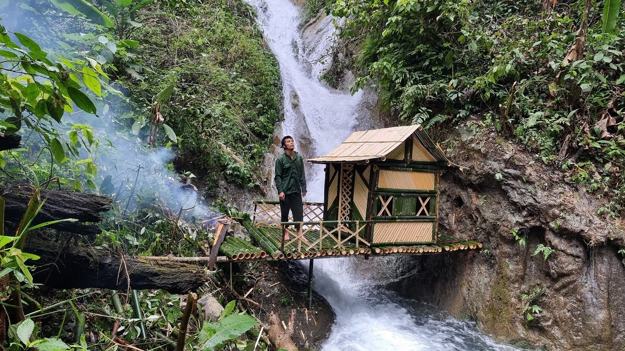 How To Build Bamboo House, on the majestic Waterfall, Bushcraft Building Life / King Of Satyr #19