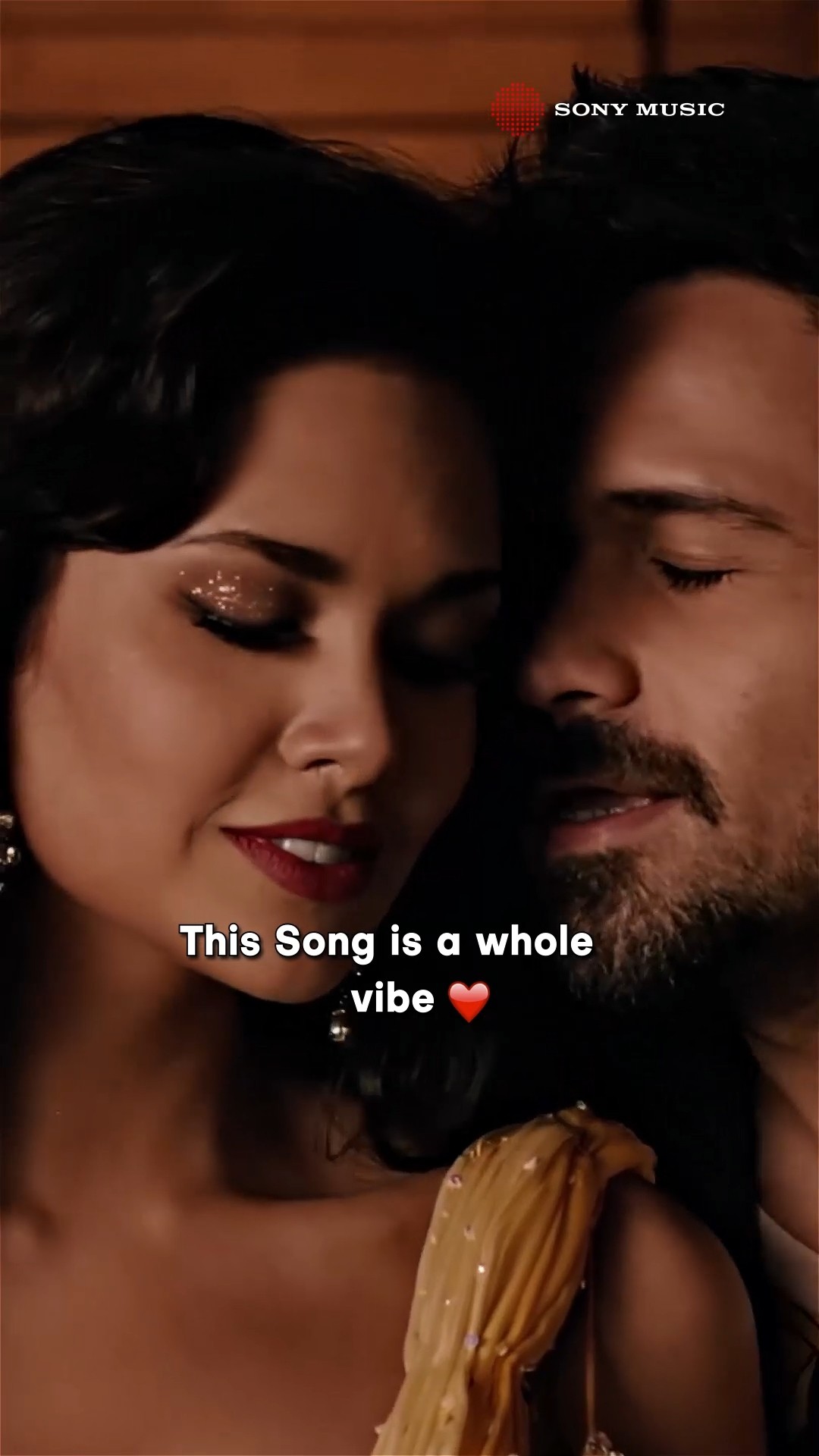 Feel the magic of love with Tera Deedar Hua ? #teradeedarhua #emraanhashmi #eshagupta
