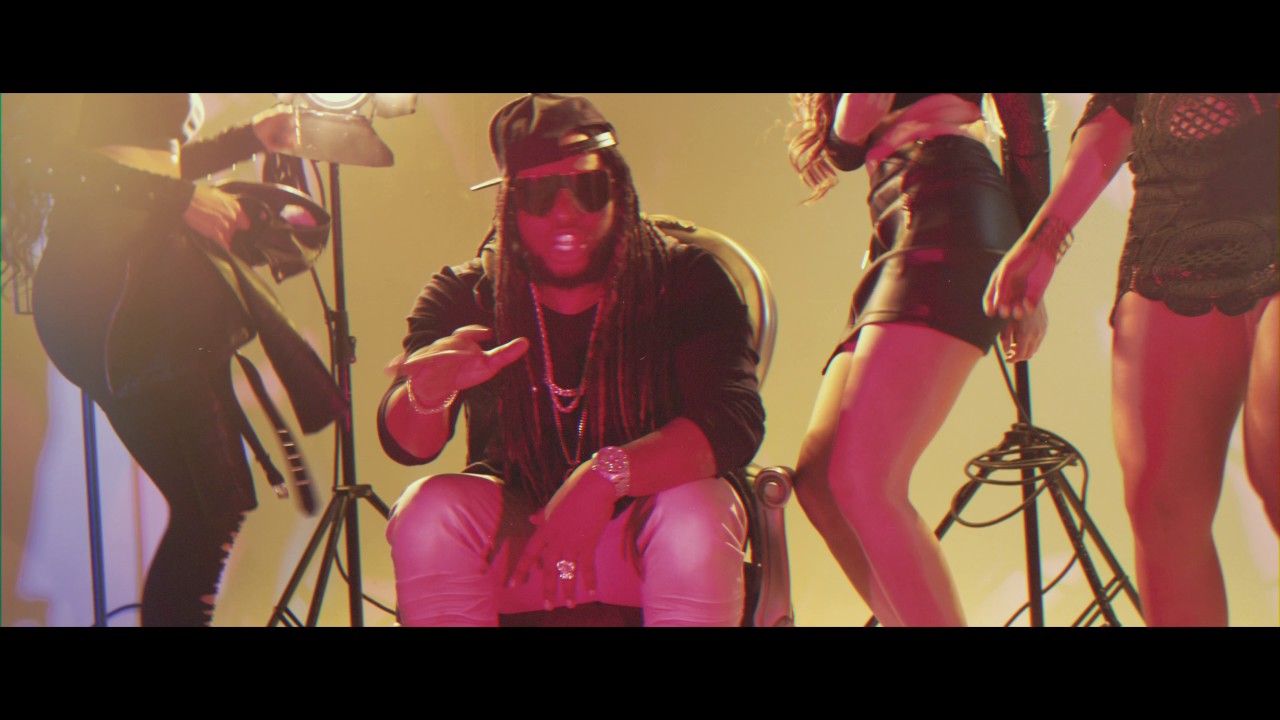 Mackie - No Puede Ser Normal (official video)