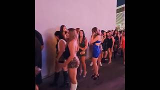 MASSIVE Line for the Hottest Club in Vegas