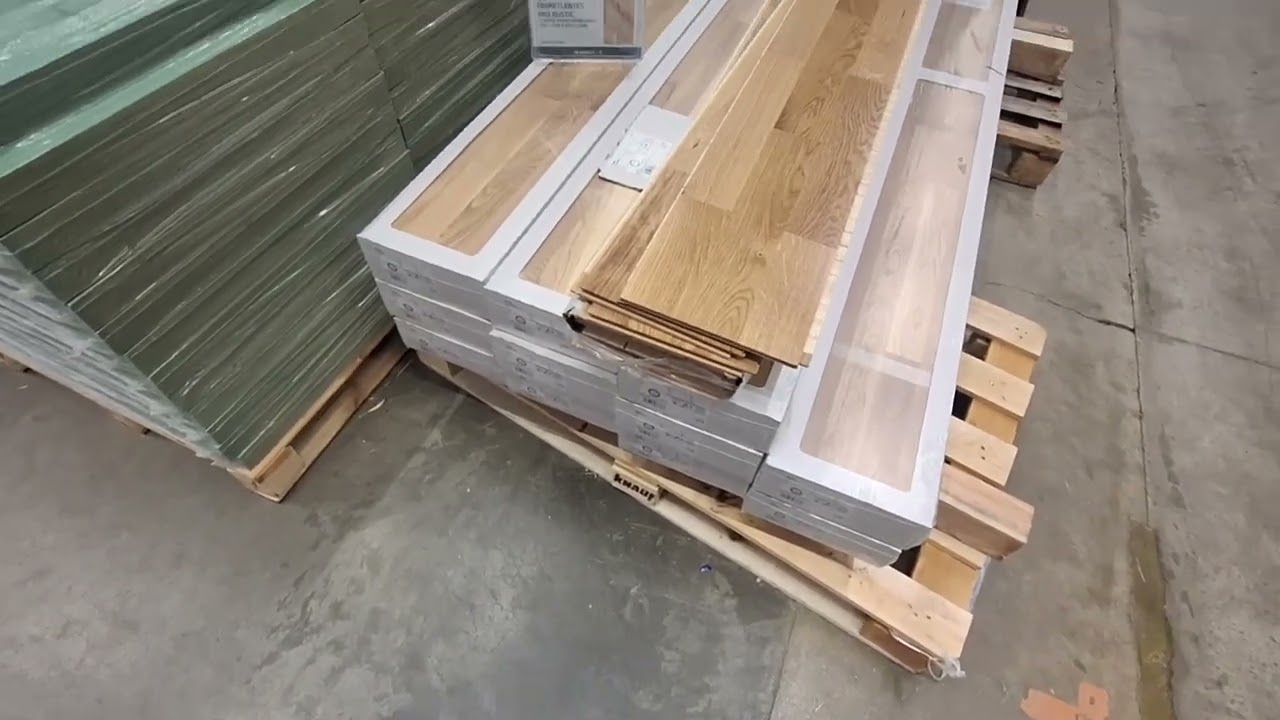 Vinilas ar parketas,kaina  ta pati medžiagos skirtingos.Padiskutuojam..