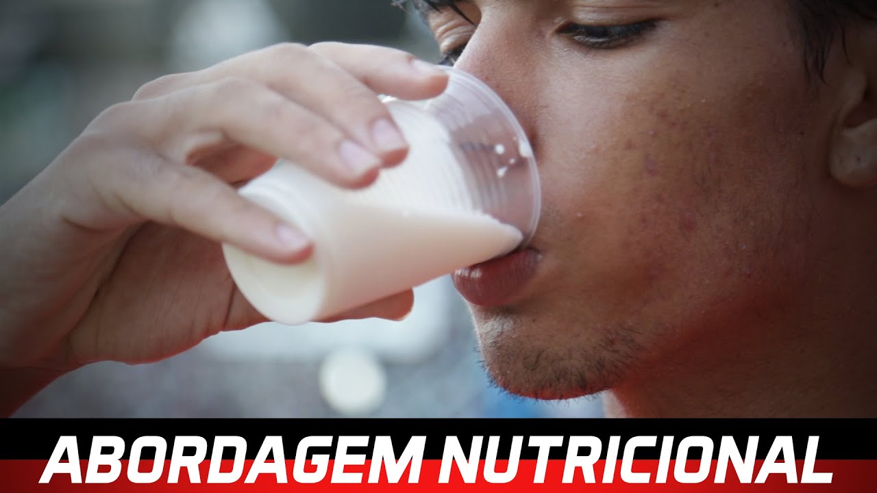 Peterson Mendes no canal do Flamengo falando sobre nutrição do atleta em transição para o profissional