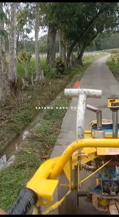 story wa traktor sawah