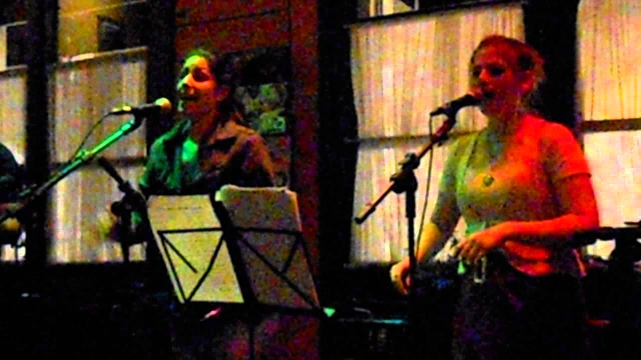 Hit the road Jack! Gringo's Washboard band (Part. Aline Albuquerque