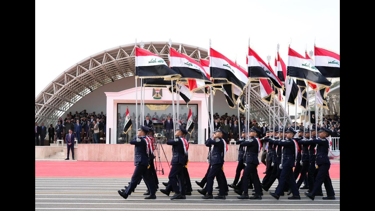 القائد العام للقوات المسلحة  يحضر الاستعراض العسكري بمناسبة الذكرى الـ 102 لتأسيس الشرطة العراقية