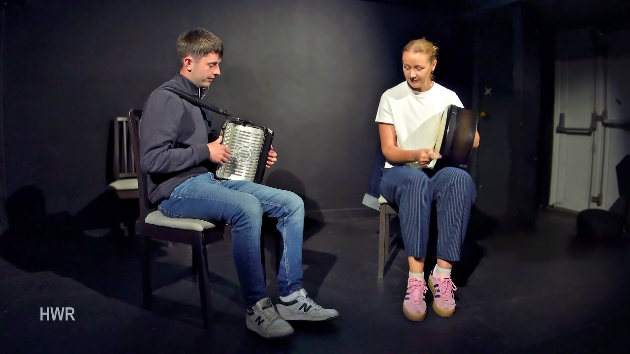 Niamh Fennell (1): bodhrán  & Joseph Mannion: accordion; jigs - Craiceann Bodhrán Festival 2025