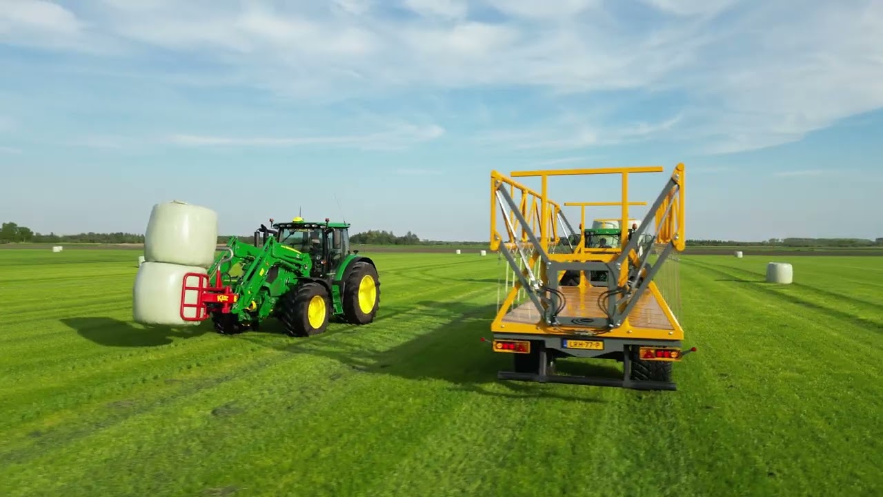 Nijeboer Dairy, Balen persen en ruimen, Mchale Fusion 3+ , met Johndeere 6R 185 - 6155R en 6610