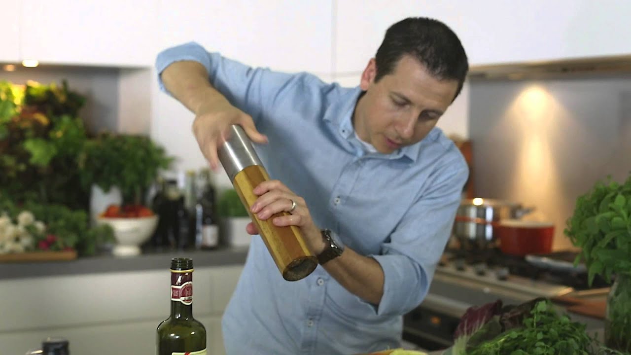 Cooking with Minchinbury Superior (Chardonnay Pinot Noir) YouTube