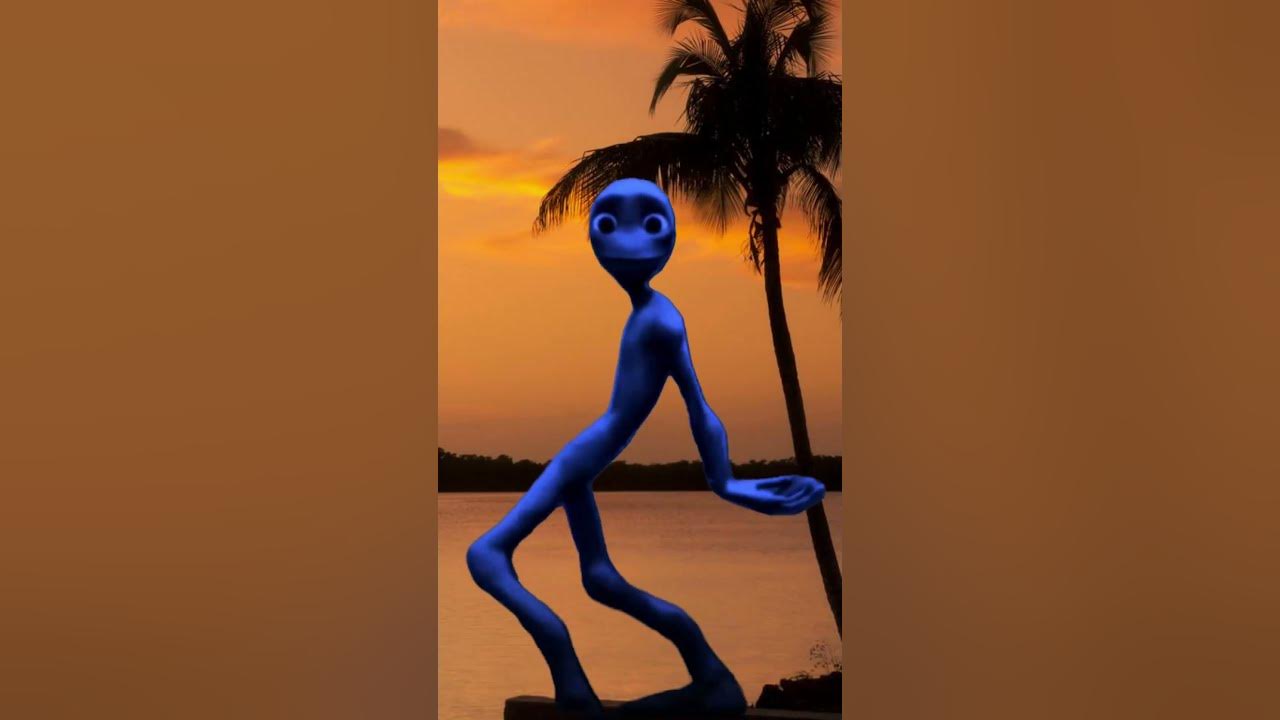 Green Alien Dance 👽 | Dame Tu Cosita Challenge #shorts #short #viral #you #youtube #instagram #music