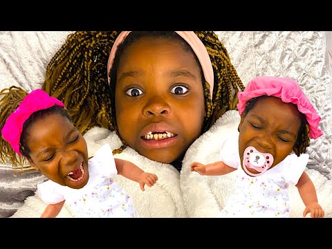 Leona Found A Doll And Pretend To Be A Parent Compilation