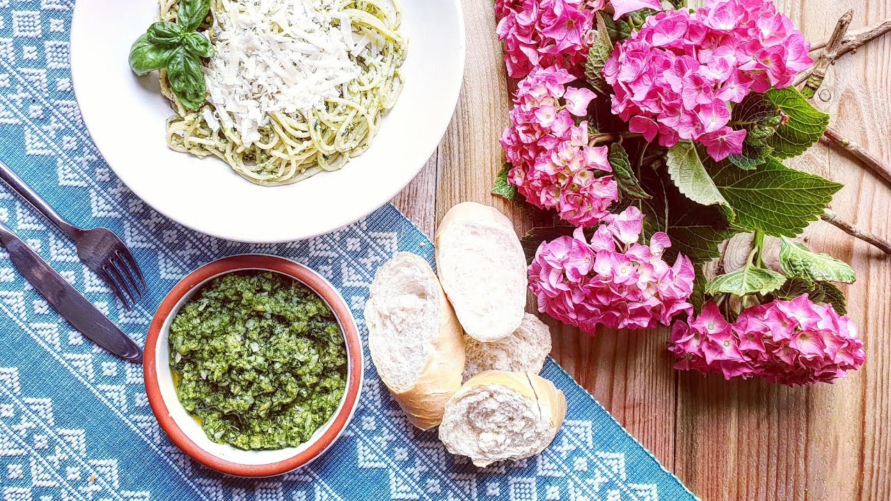 HOW TO MAKE PESTO YouTube