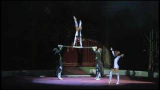 RUSSIAN BAR ACT  Suarez Brothers Circus 18.01.2010. Video made by Jenia Elshova