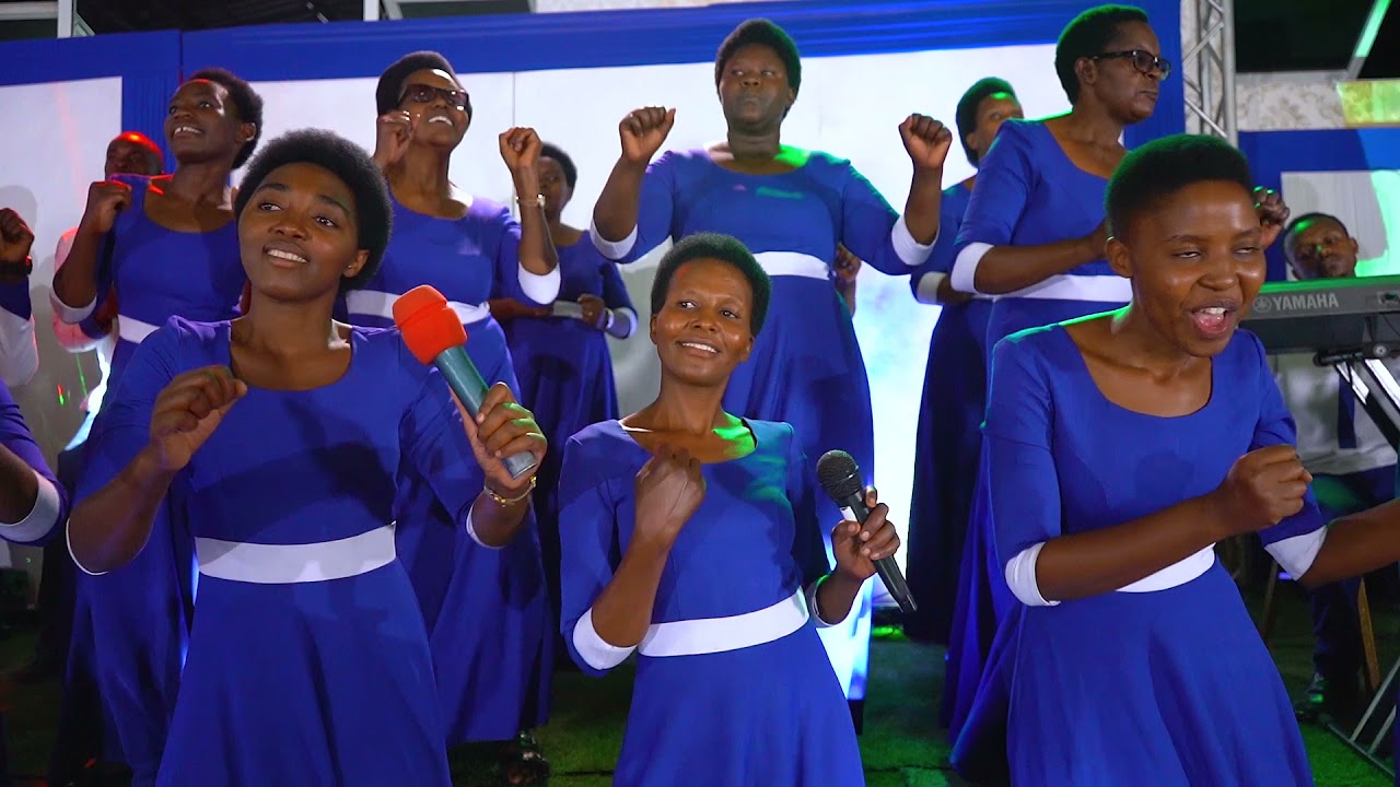 URIHAGIJE by  Abahamagawe choir  ( OFFICIAL VIDEO )