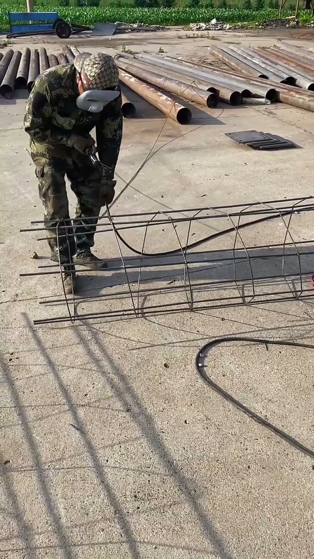 Welding process of steel structure foundation- Good tools and machinery make work easy