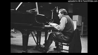 Glenn Gould plays Byrd First Pavan & Galliard - Galliard