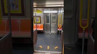 NYC Subway Q Train🚆#nycsubway #trainshorts #trainvideos #train #trains