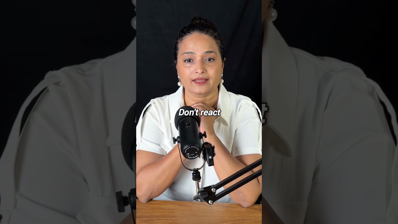 A positive mindset is the habit of focusing on growth, solutions, and possibilities