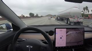 Tesla v9 - Great Example of Blind Spot Detection During Auto Lane Change