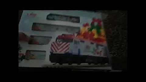 Kato 2016 Operation North Pole Christmas Train Unboxing