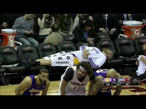 LAKERS WHOLE TEAM FOULS OUT VS CAVS!