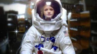 OfficeMax - Astronaut