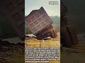 건설 현장 급경사지 중장비 전도 방지 및 굴삭기 상호 지지 기술 #worker #process #excavator #construction #teamwork