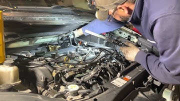 Código. P2187-FF   System too lean at idle Bank 1.  (Mazda5 2008)