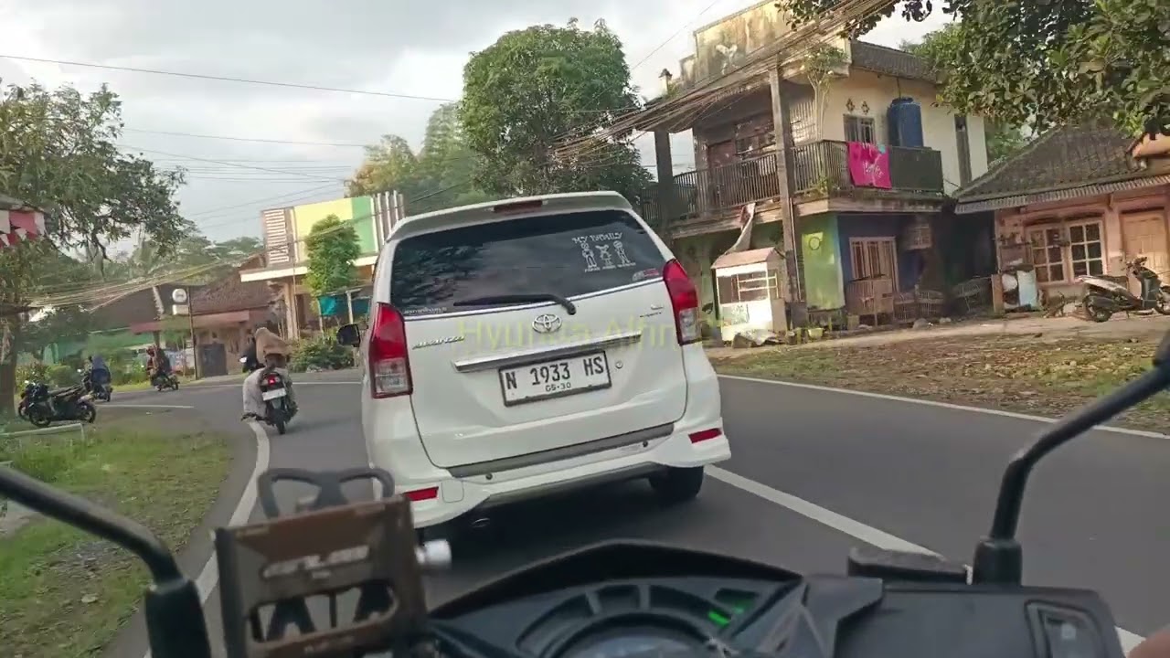 Jalan menuju pesarean gunung kawi part 1