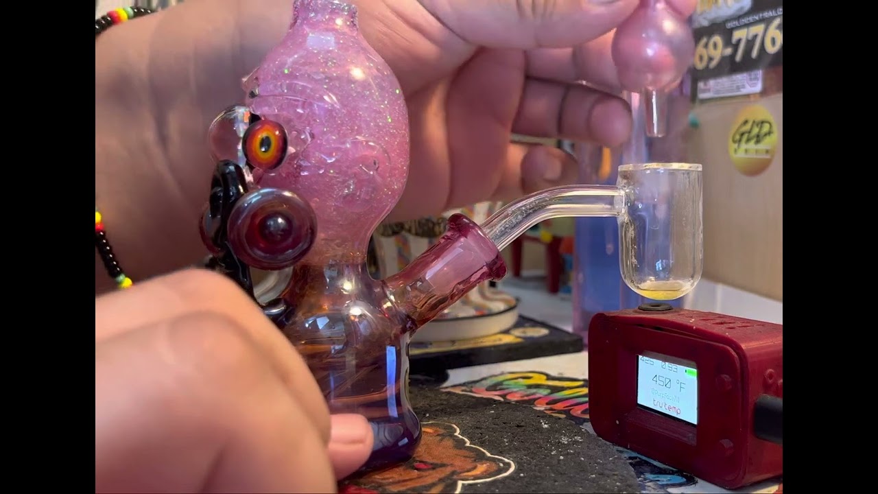 Mango Glass 10mm rig using Temple Quartz Round Bottom and MCS Bubble Cap