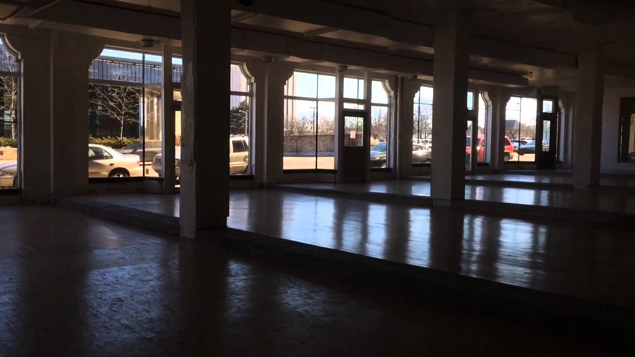 Take a virtual tour of Flint's historic downtown Capitol Theatre in one minute