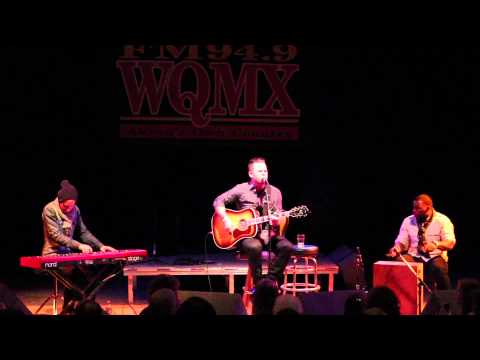 WQMX Tree of Lights Concert with David Nail