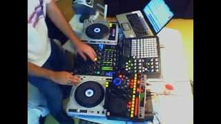 Mateus Btechnotv B-Day 4Years Djm800 Cdj 800 Efx1000 Akai Apc 40 Ableton Live 3 Decks