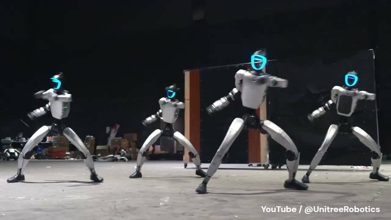 激しい動きに挑戦する二足歩行人型ロボット - YouTube