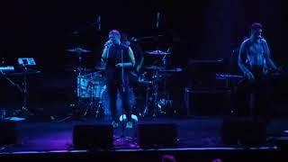 Everything Everything - Armourland (Live)