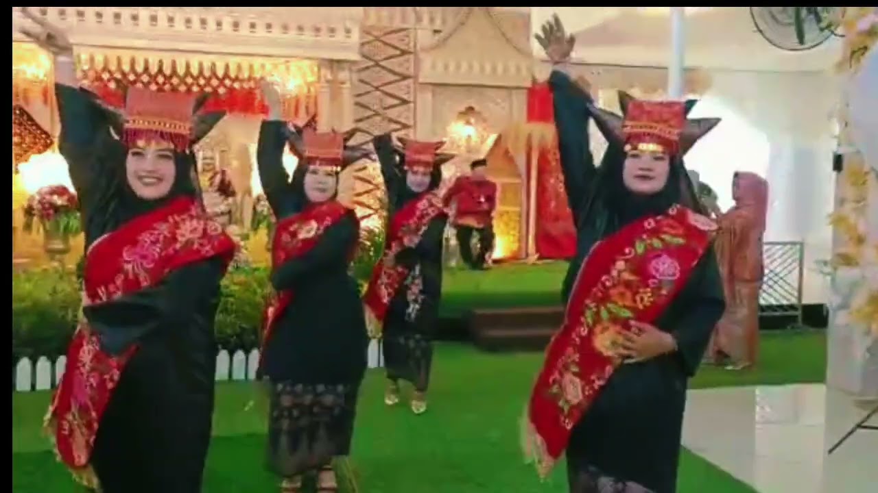 Urang Minang Baralek Gadang/Line Dance/48 count/2 wall/3restart/Hakim Putra Piliang& Herman Baso