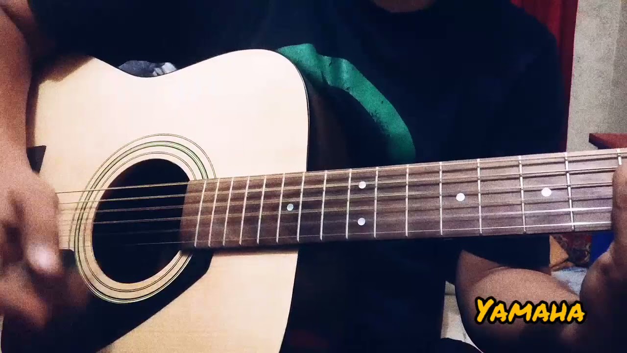 Axe acoustic guitar Vs Yamaha acoustic guitar F310 YouTube