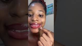 ASMR- Gum Chewing and Trying Differnt lip combo 👄💄