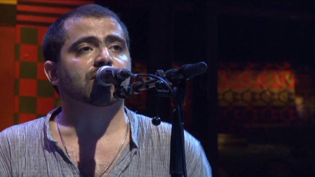 Casuarina - 400 Anos de Favela (DVD MTV Apresenta: Casuarina) - YouTube