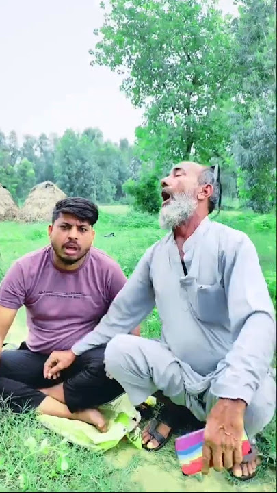 chacha English film dekh kar maja le rhe #viral shots#short feed#ytshorts #chacha bhatija comedian