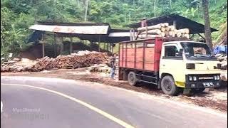 Suasana Jalur Utara Menuju Kota Kabupaten Pacitan 6 Km Dari Perbatasan Kecamatan Tulakan  Ngadirojo