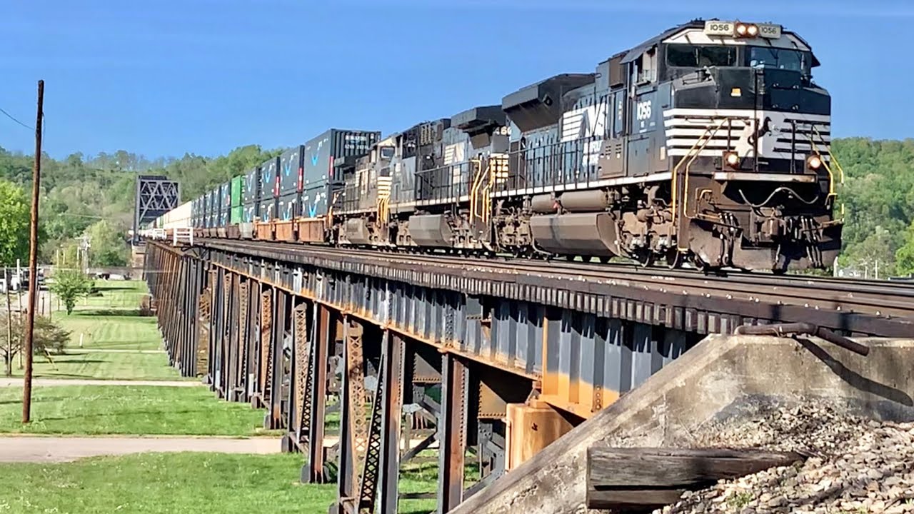 View From Trestle! 8 Locomotives MONSTER Train, Caboose At End Of Speeding Coal Train, Kenova WVa.