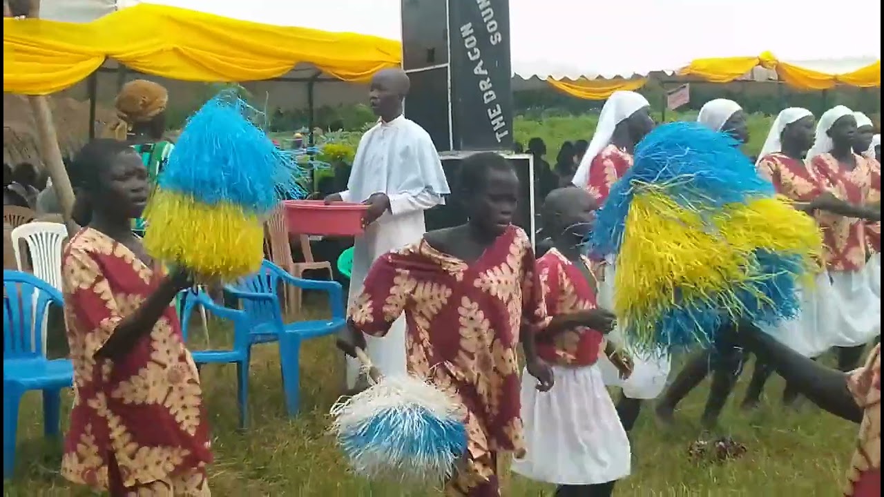 Diri sawa owitaa fezu Adro ni  Dufele parish choir adjumani deanery