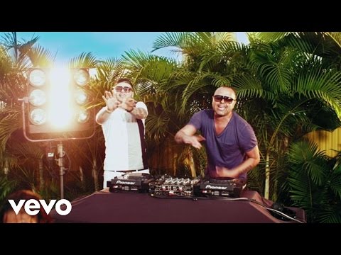 Juan Magan Ft. Farruko - Como El Viento